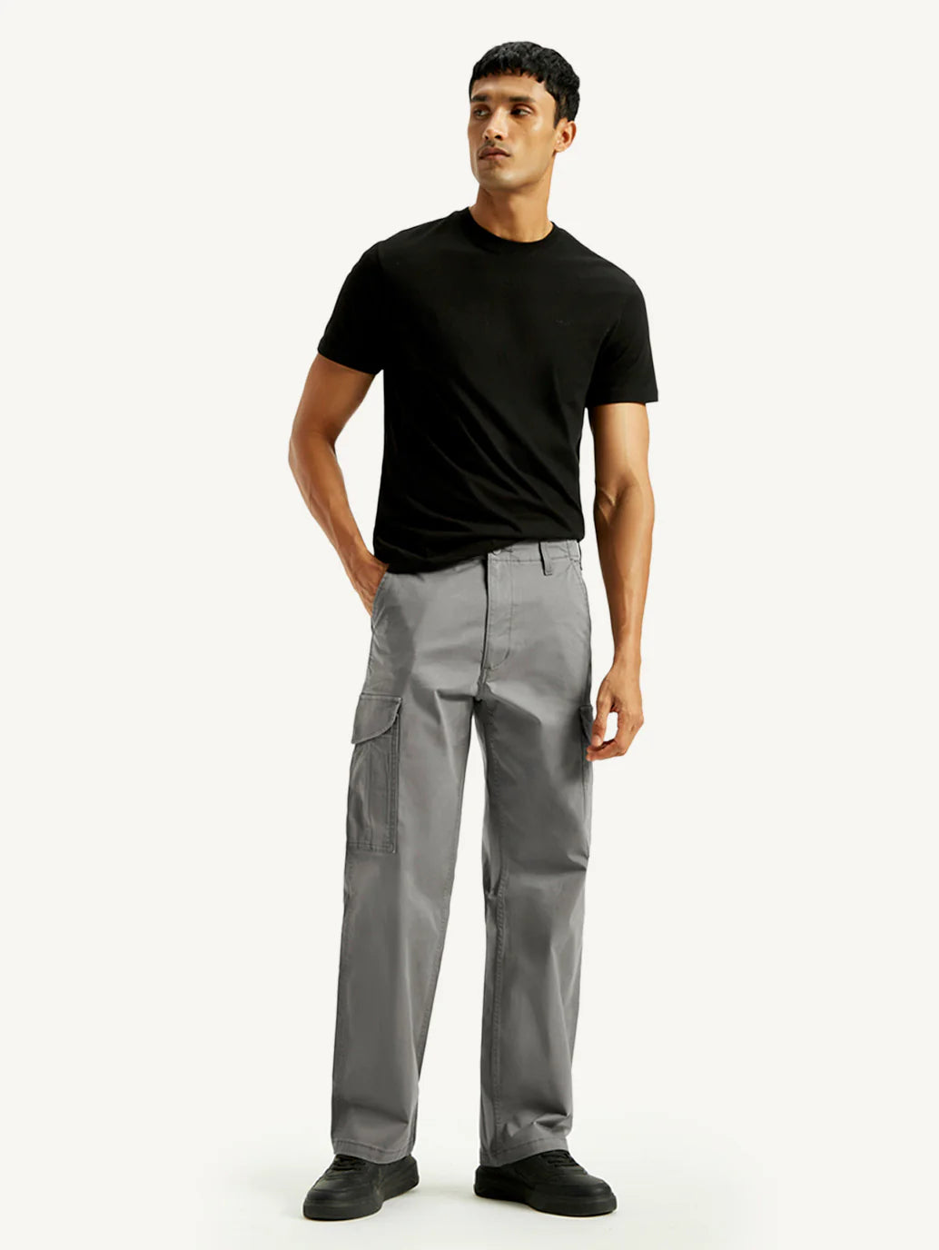Grey Mid Rise Baggy Fit Cargo Trousers for Men Designed for Comfort and Style