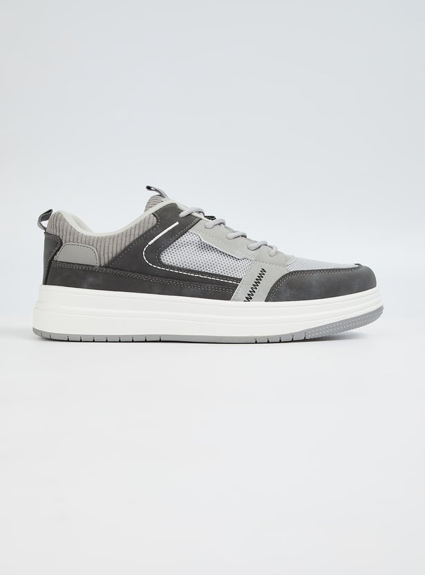 Durable Men Colorblock Sneakers with Flexible Outsole and Modern Stylish Design