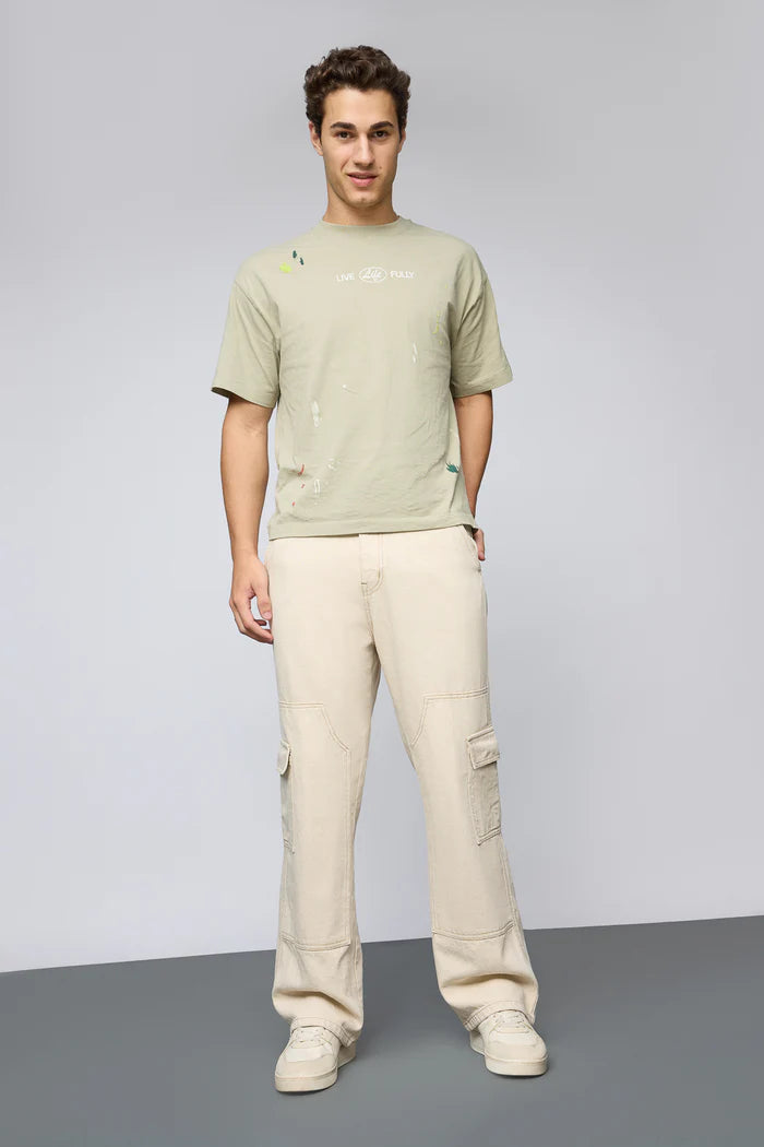 Urban Ecru Utility Straight Cargo Denim Jeans for Men with Modern and Stylish Look