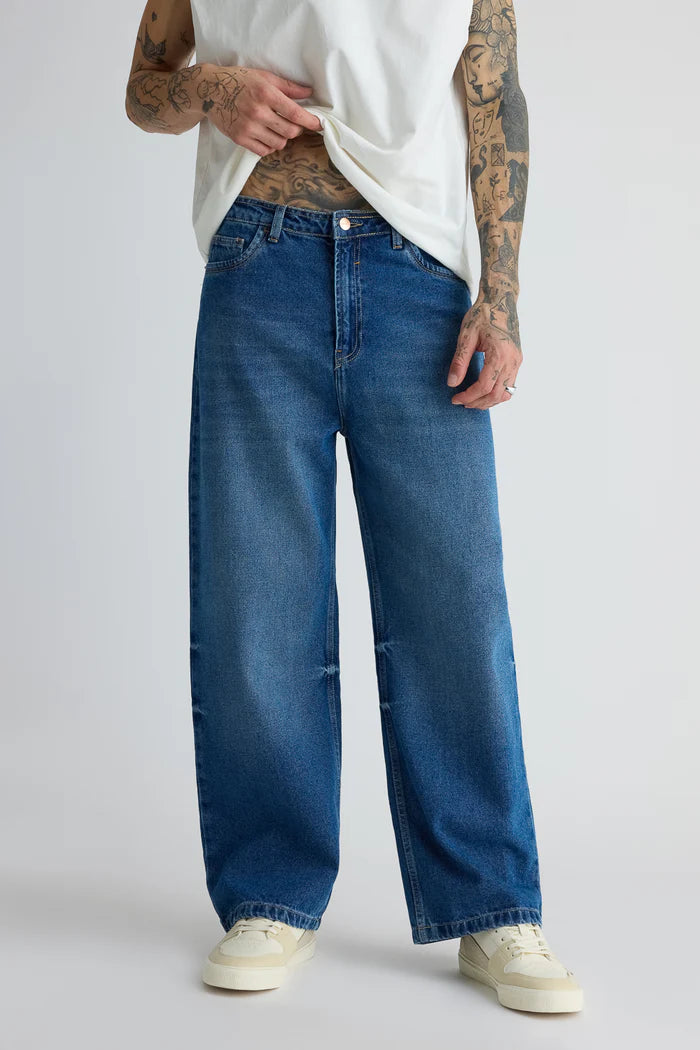 Prism Blue Straight Fit Jeans for Men with Classic and Comfortable Design
