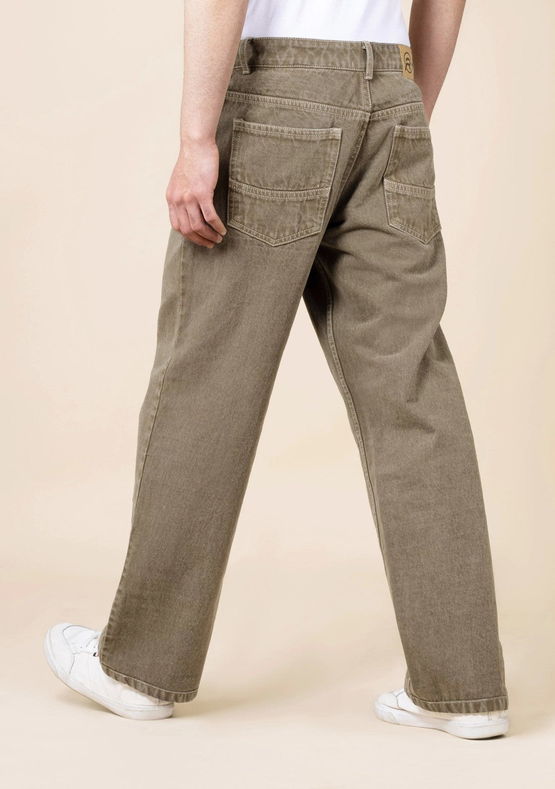 Brown Wide Leg Jeans for Men with Modern Look and Durable Fabric for Daily Use
