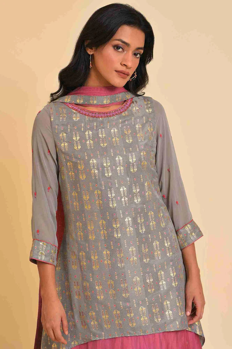 Graceful Grey and Pink Asymmetric Layered Dress Dupatta Set – Stylish Traditional Meets Contemporary Outfit for Celebrations