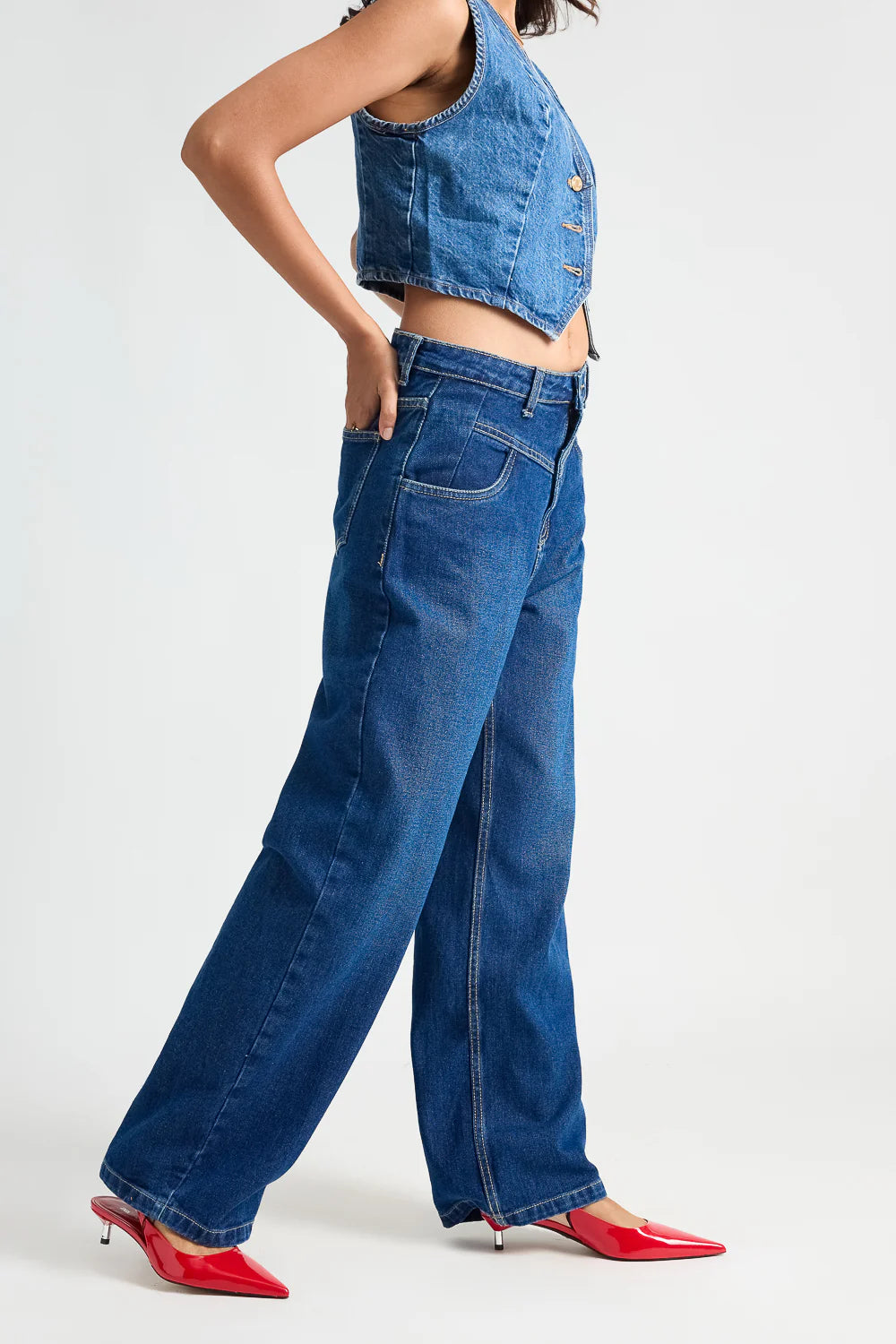 Versatile Dark Blue Fish Cut Womens Straight Fit Jeans for Casual Street Style Outfits