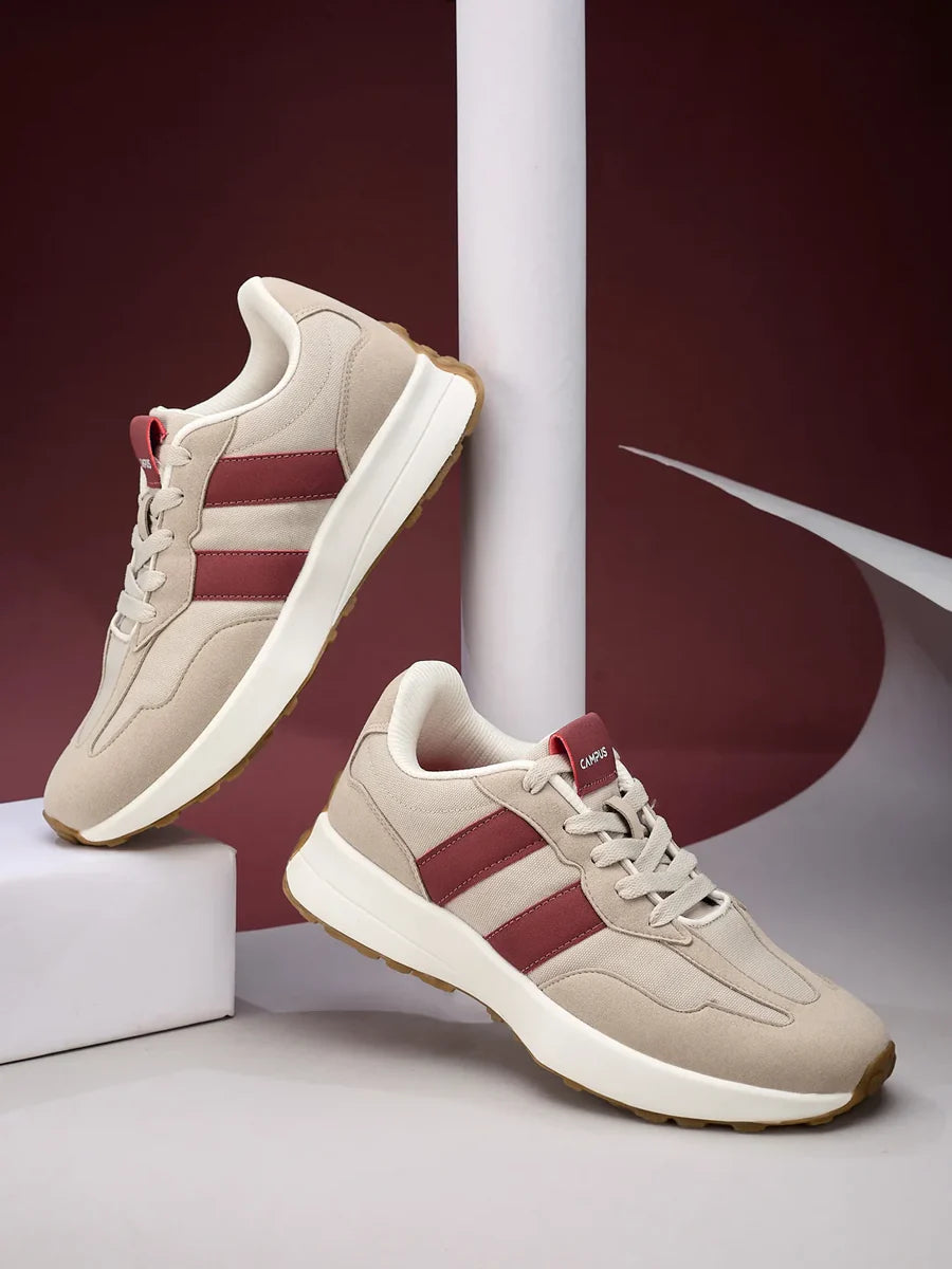 Fashionable Men’s Beige Sneakers for Work, Travel, and Weekend Wear
