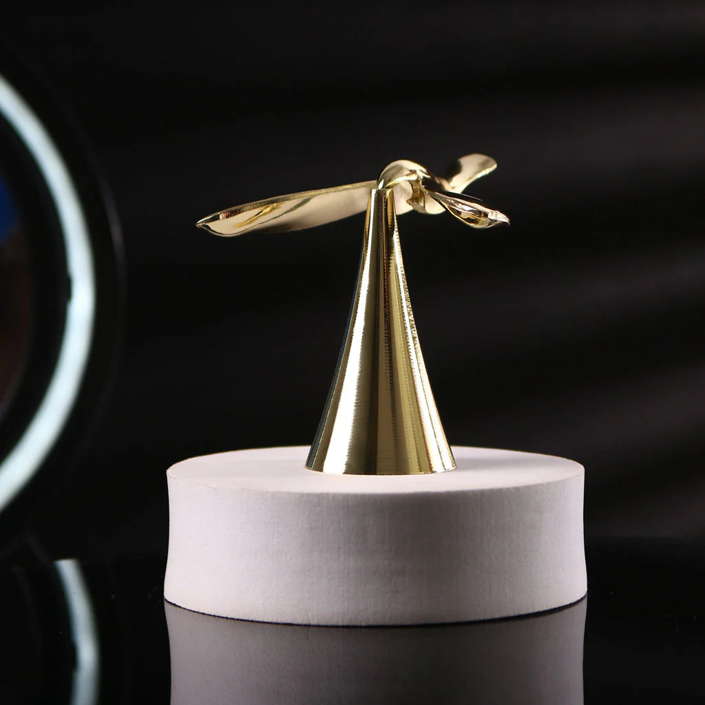 Metallic Desk Balancing Bird Executive Desktop Ornament Kinetic Toy Stress Reliever