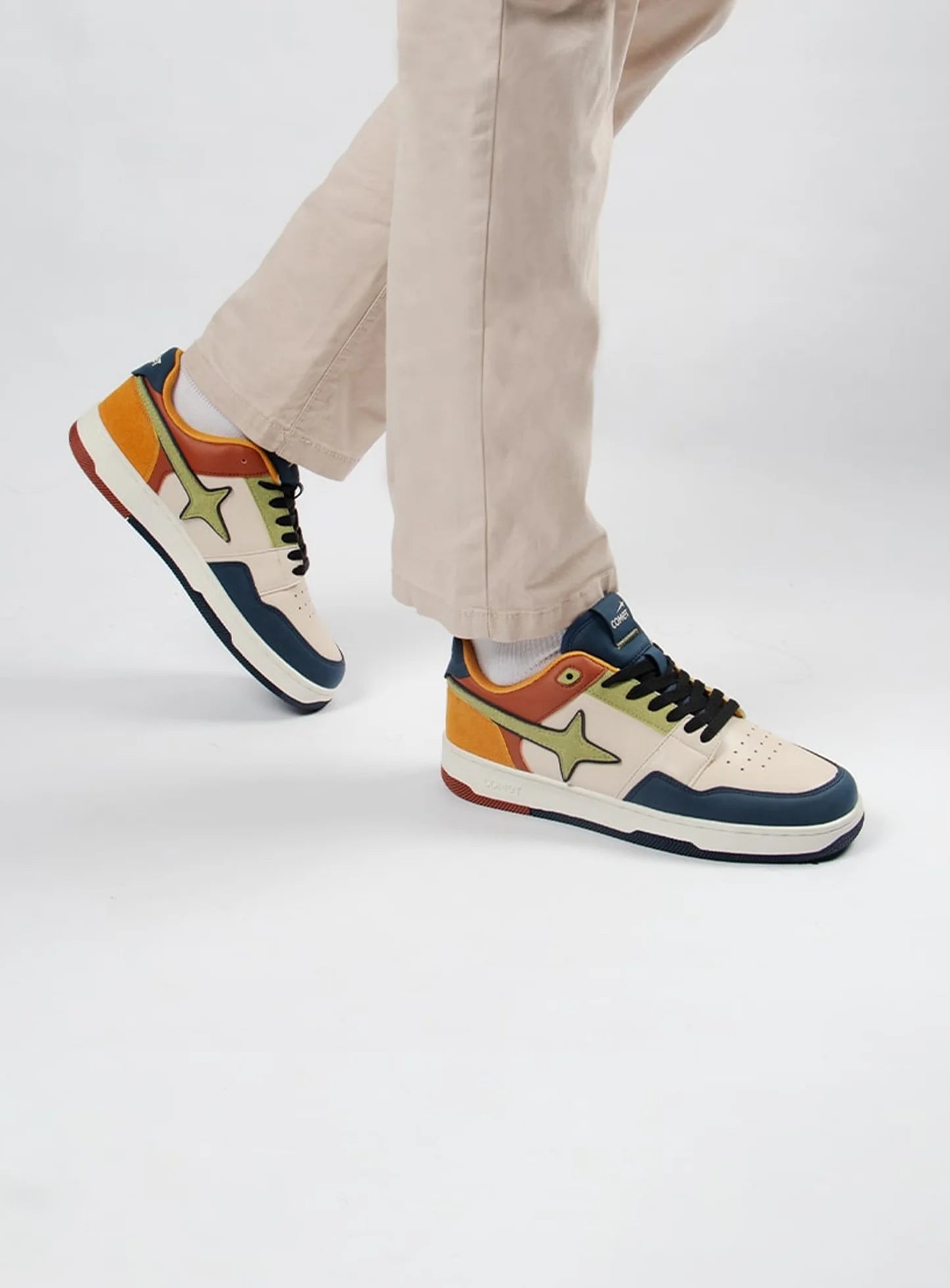 Lightweight Men’s Casual Low Shoes for Travel, Work, and Daily Outfits