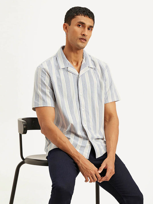 Trendy Striped Relaxed Fit Camp Shirt for Men in Comfortable Casual Style