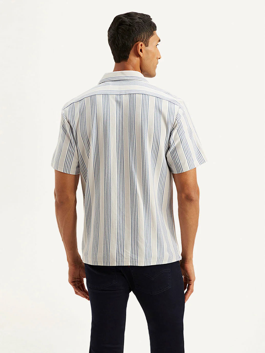 Trendy Striped Relaxed Fit Camp Shirt for Men in Comfortable Casual Style