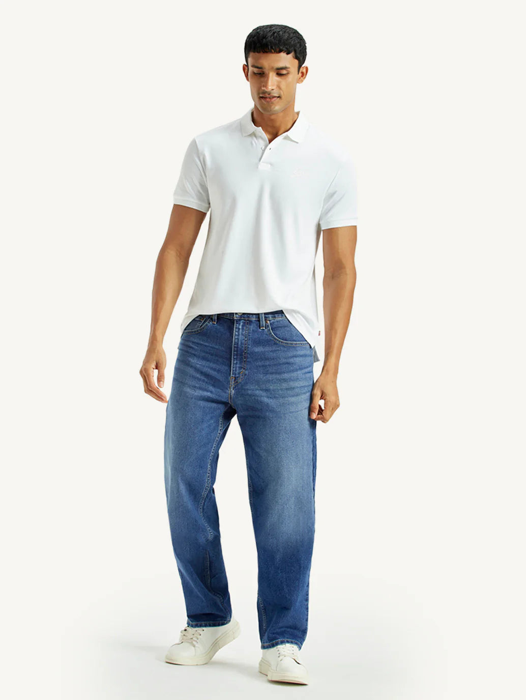 Loose Fit Mid Rise Jeans for Men with Comfortable and Relaxed Style