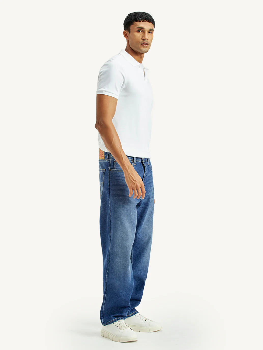 Loose Fit Mid Rise Jeans for Men with Comfortable and Relaxed Style