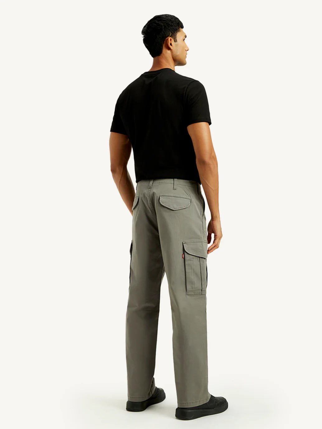 Grey Mid Rise Baggy Fit Cargo Trousers for Men Designed for Comfort and Style