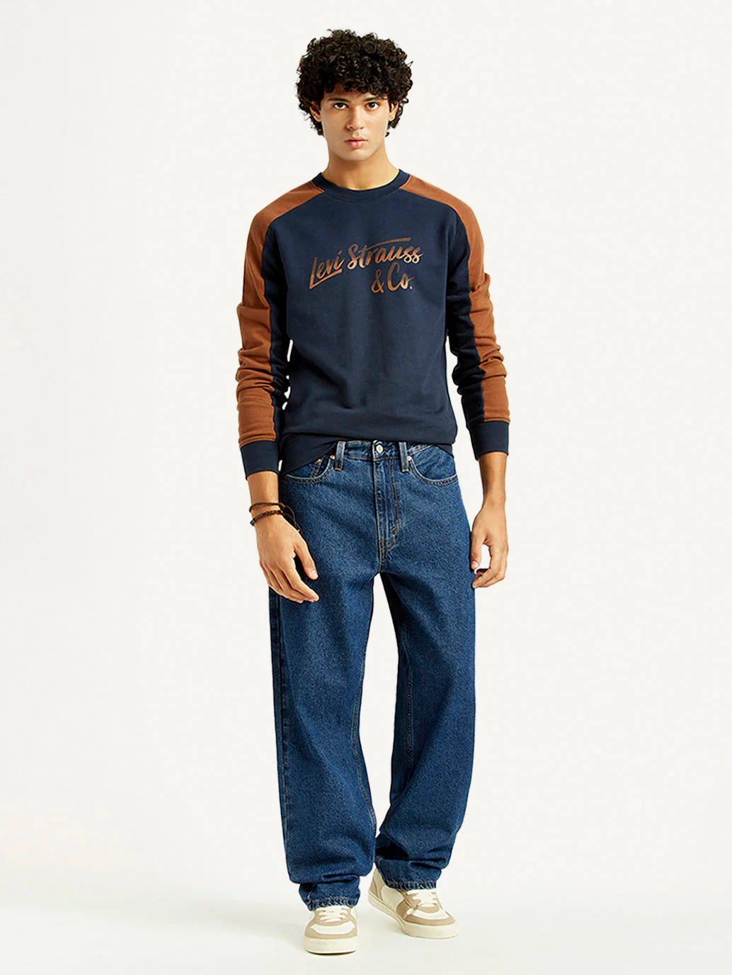 Relaxed Fit Loose Mid Rise Jeans for Men Ideal for Casual Outfits