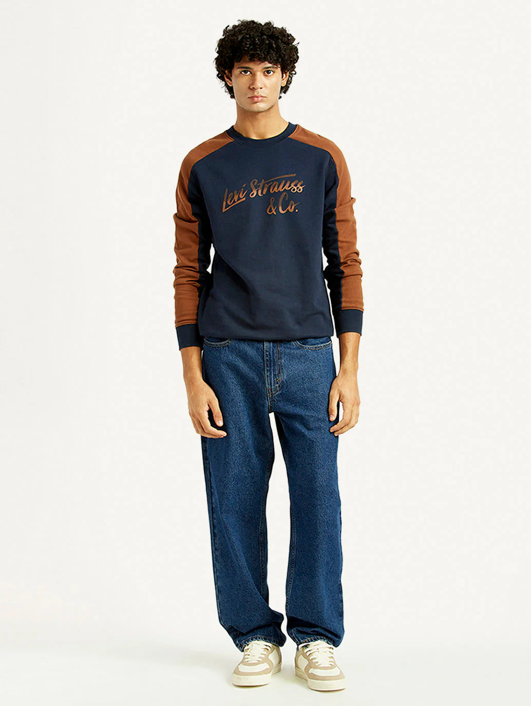Relaxed Fit Loose Mid Rise Jeans for Men Ideal for Casual Outfits