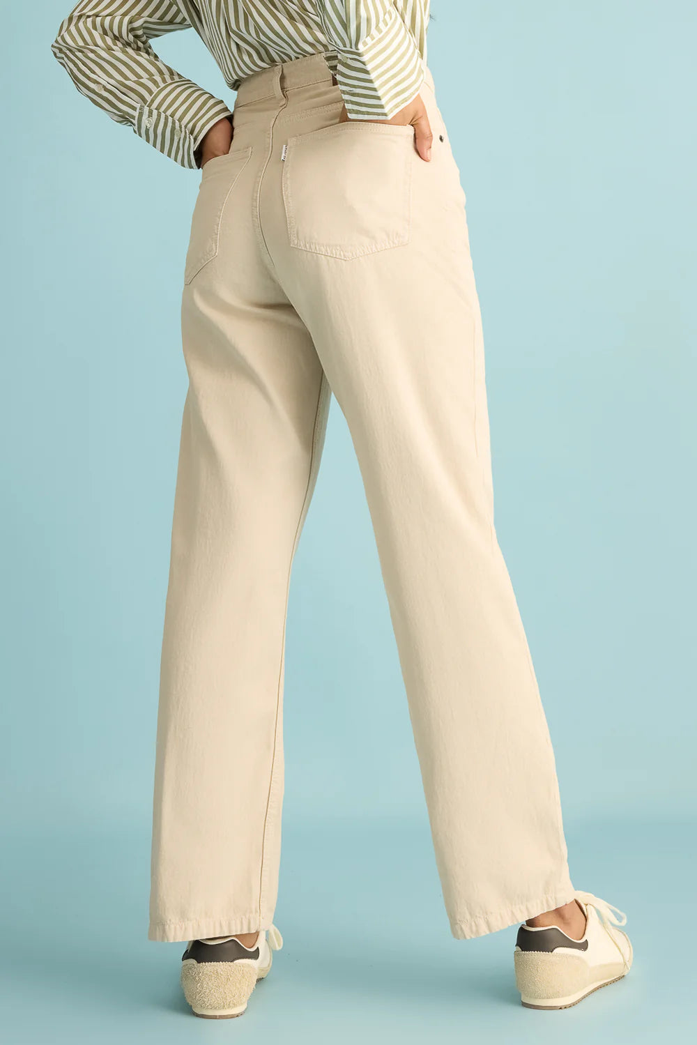 Versatile Birch White Womens Straight Jeans Elegant Denim Pants for Any Occasion