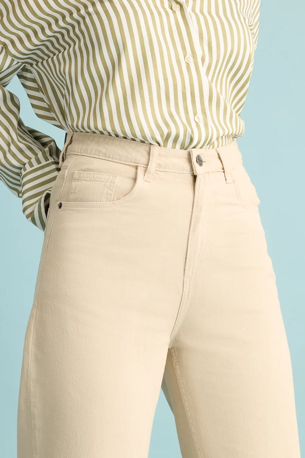 Versatile Birch White Womens Straight Jeans Elegant Denim Pants for Any Occasion