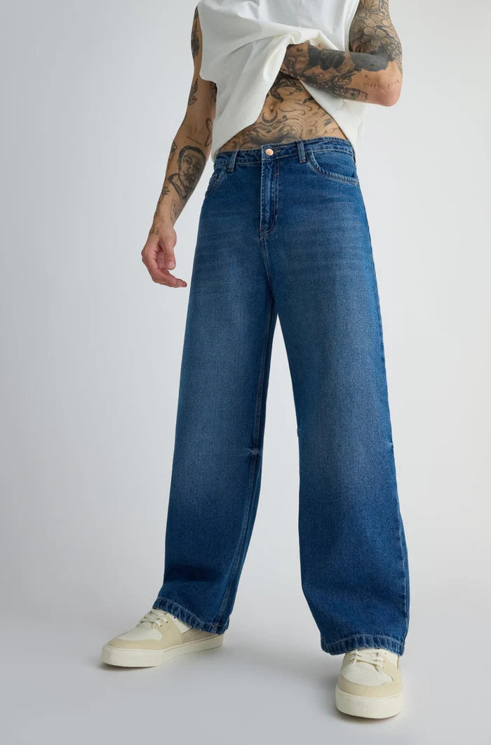 Prism Blue Straight Fit Jeans for Men with Classic and Comfortable Design
