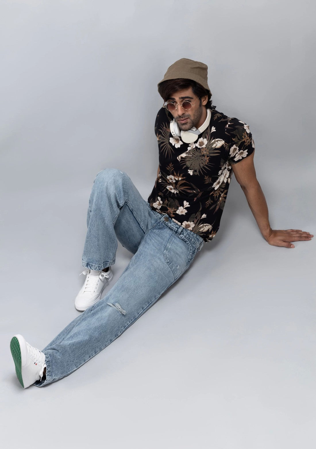 Wide Leg Cotton Jeans for Men Designed for Comfort and Street Style Outfits