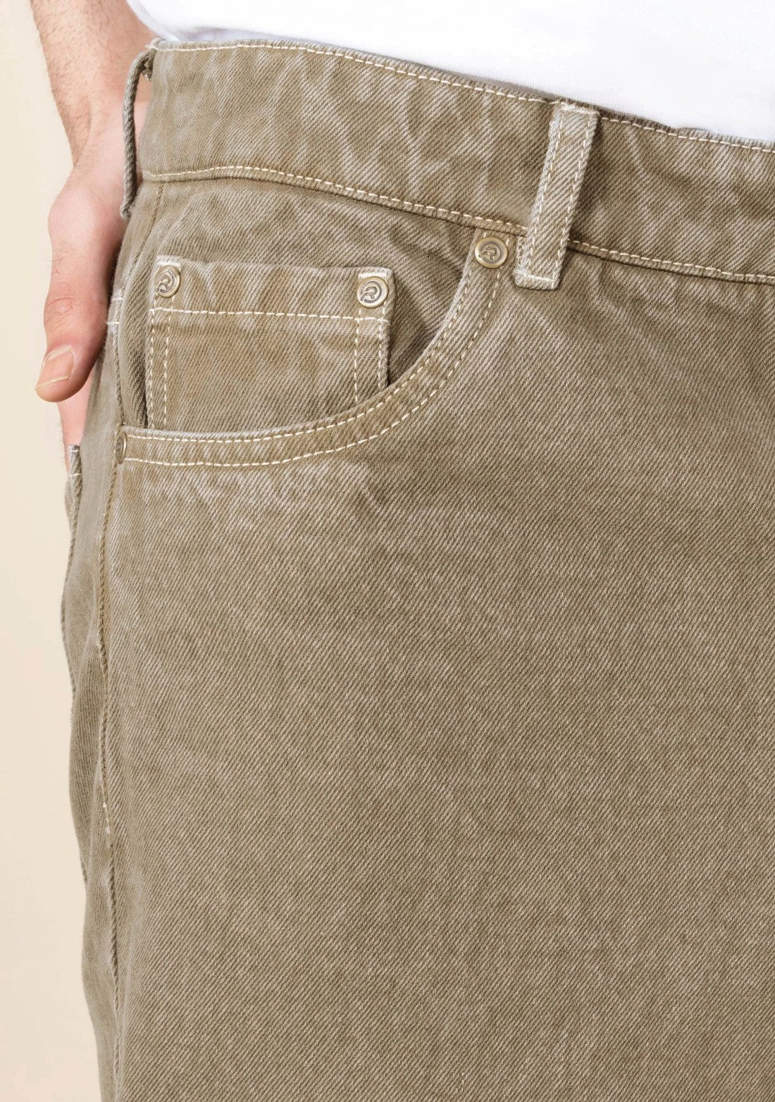Brown Wide Leg Jeans for Men with Modern Look and Durable Fabric for Daily Use
