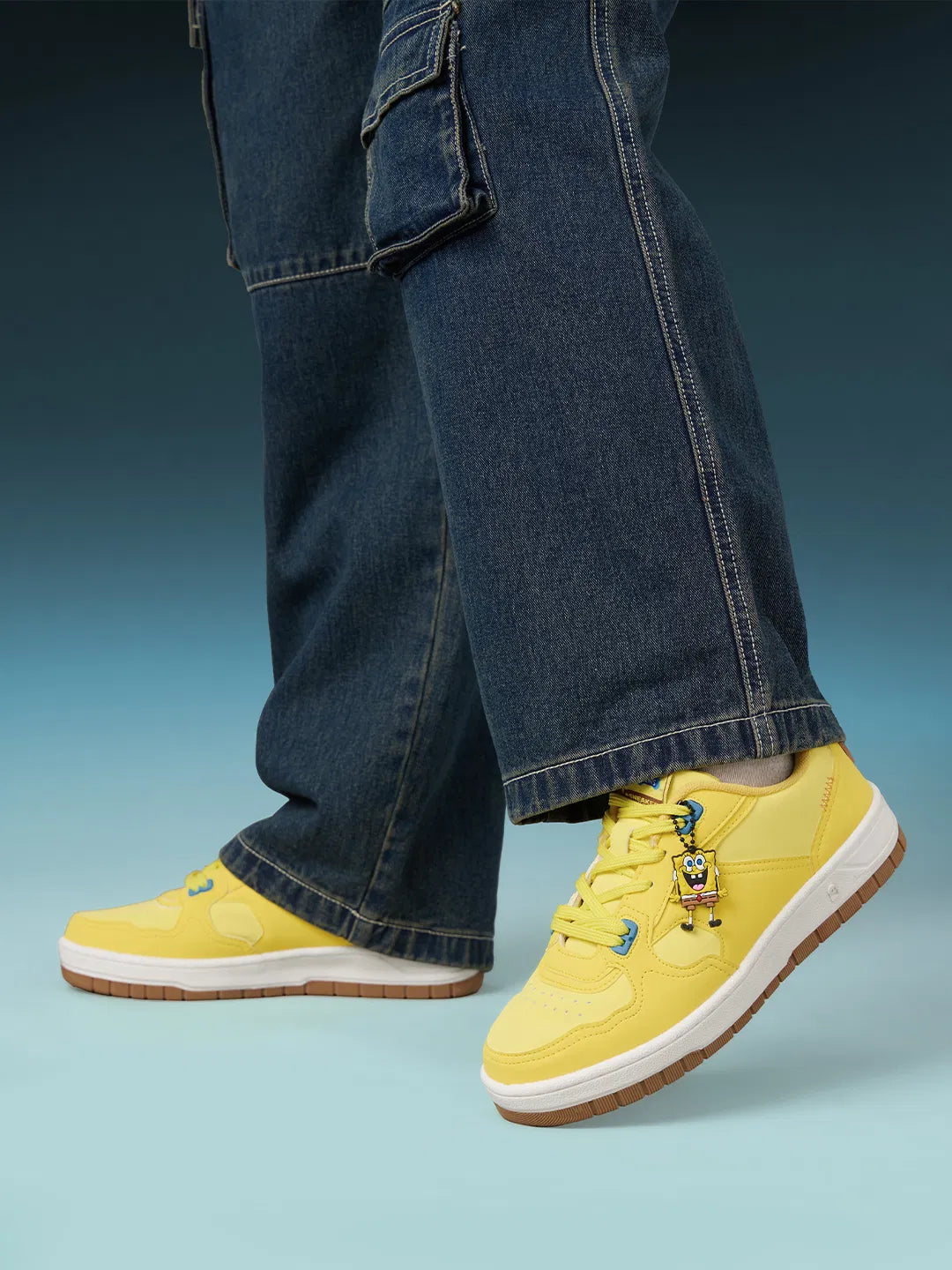 Comfortable Under The Sea Women Low Top Sneakers with Shock Absorption and Flexible Sole