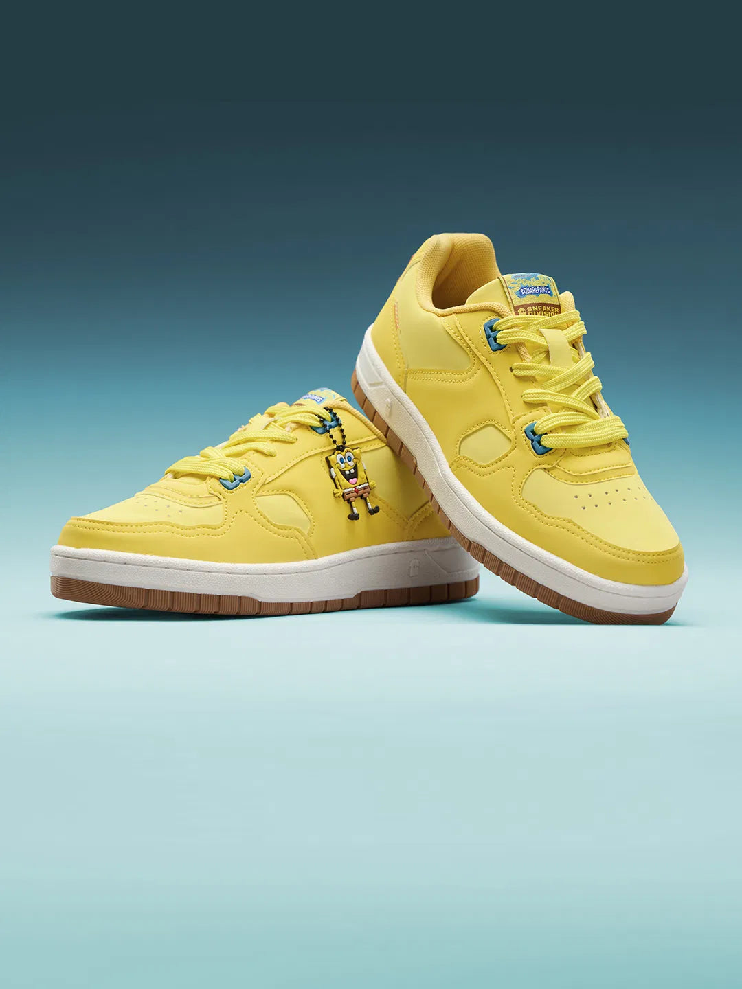 Comfortable Under The Sea Women Low Top Sneakers with Shock Absorption and Flexible Sole