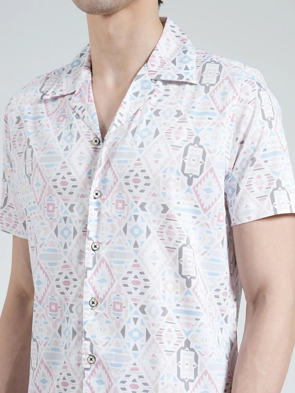 Fashionable Men’s Shirt in White with Half Sleeves and Printed Collar Accent