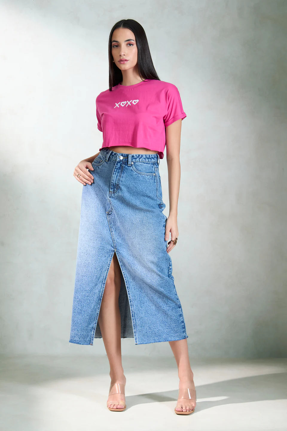 Pink Cotton Knit Boxy Crop Top with Graphic Design Casual Summer Women’s T-Shirt