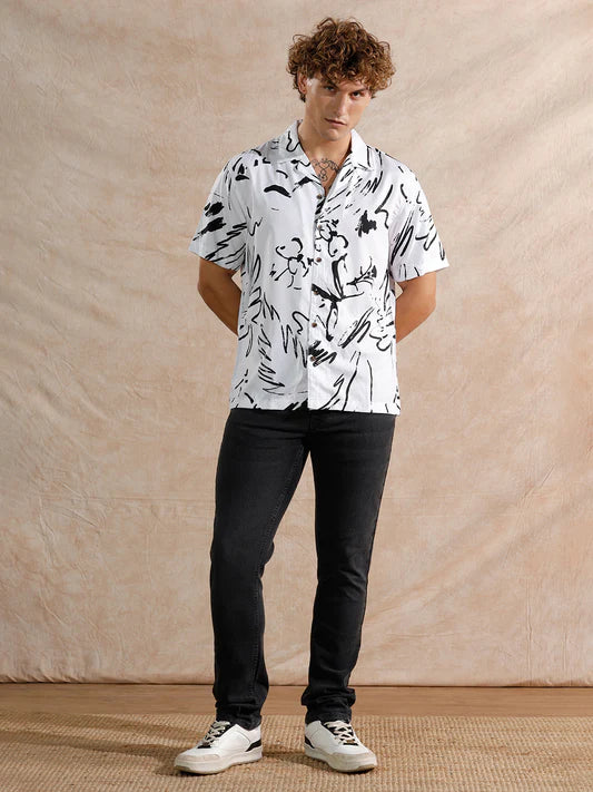Lightweight White Viscose Shirt for Men with Fluid All-Over Print