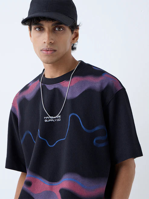 Black Abstract Design Relaxed Fit Cotton T-Shirt for Men – Modern Graphic Casual Wear with Comfortable Everyday Style