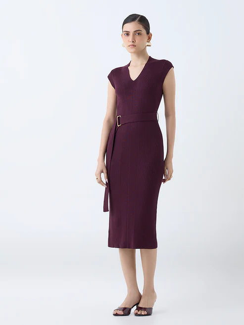 Sleek Wine Ribbed Bodycon Dress with Adjustable Waist Belt