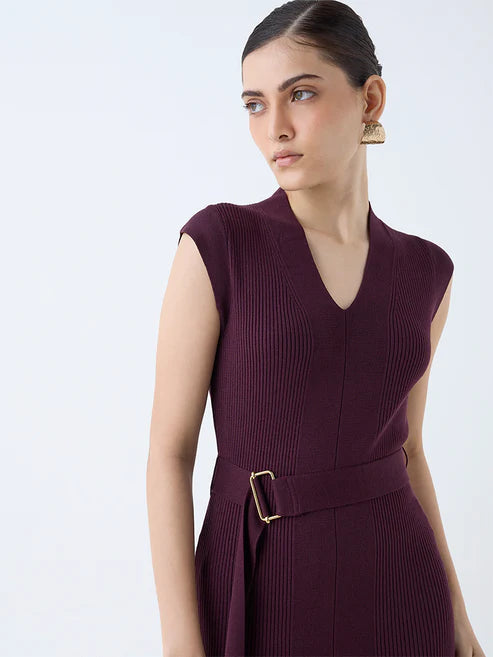 Sleek Wine Ribbed Bodycon Dress with Adjustable Waist Belt