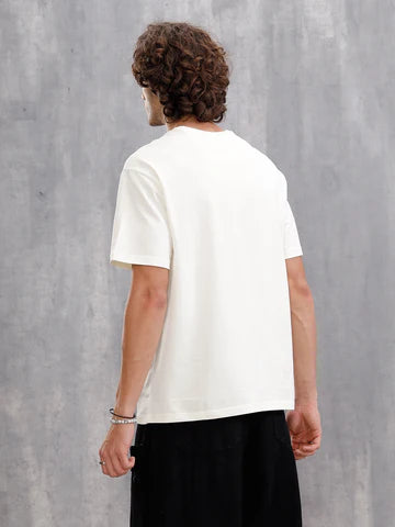 Men’s Off White Oversized Fit Placement Print T-Shirt – Comfortable Graphic Tee for Daily and Weekend Outfits