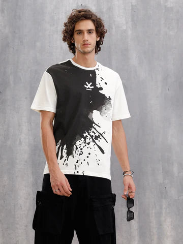 Men’s Off White Oversized Fit Placement Print T-Shirt – Comfortable Graphic Tee for Daily and Weekend Outfits
