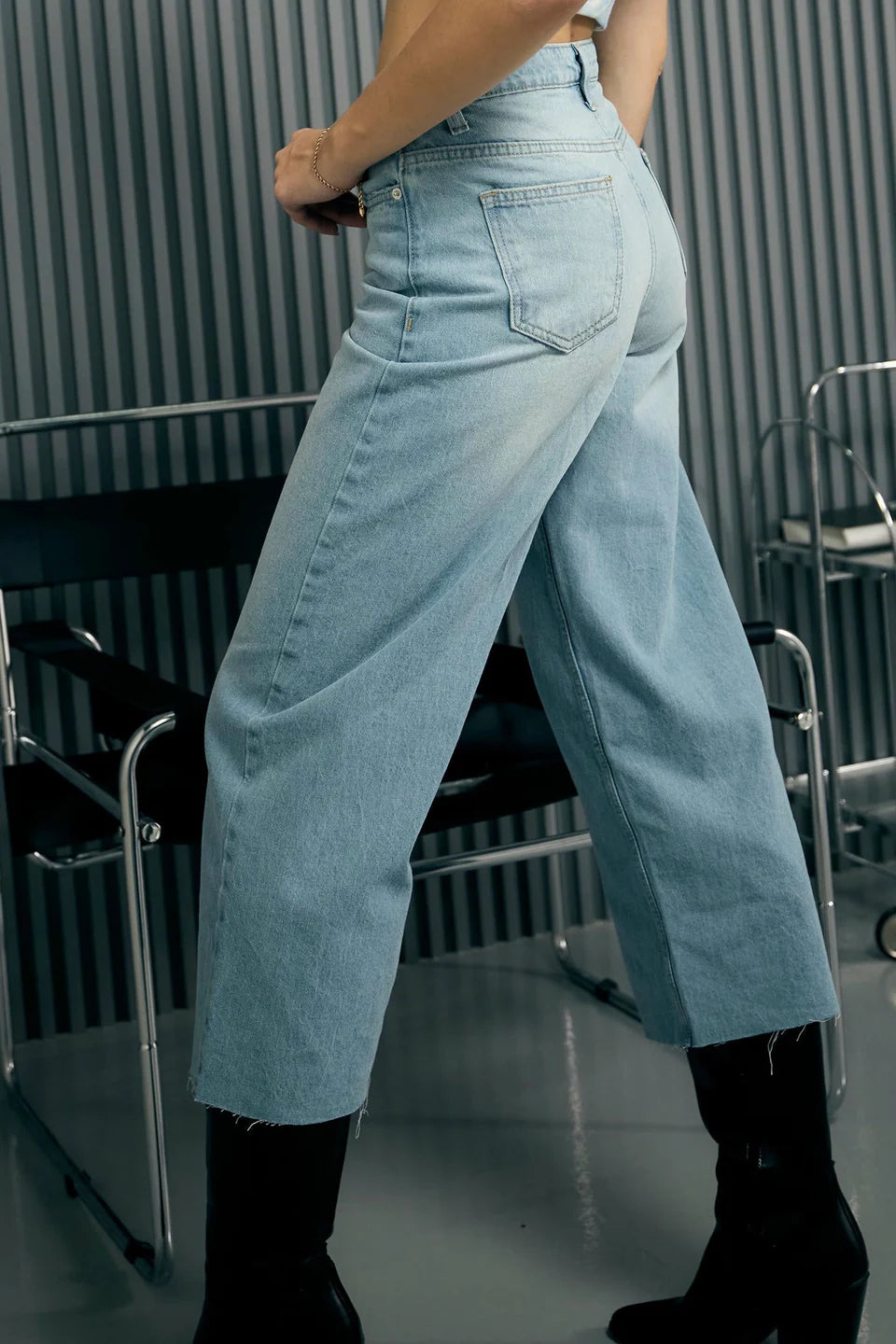 Women’s Light Blue Denim Flared Jeans with Classic Straight Design