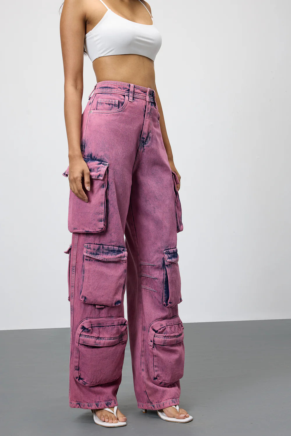 Edgy Blush Womens Baggy Straight Cargo Jeans Durable Utility Denim for Trendy Outfits