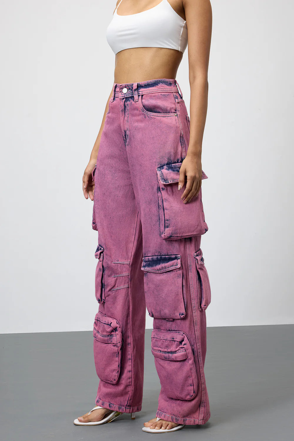 Edgy Blush Womens Baggy Straight Cargo Jeans Durable Utility Denim for Trendy Outfits