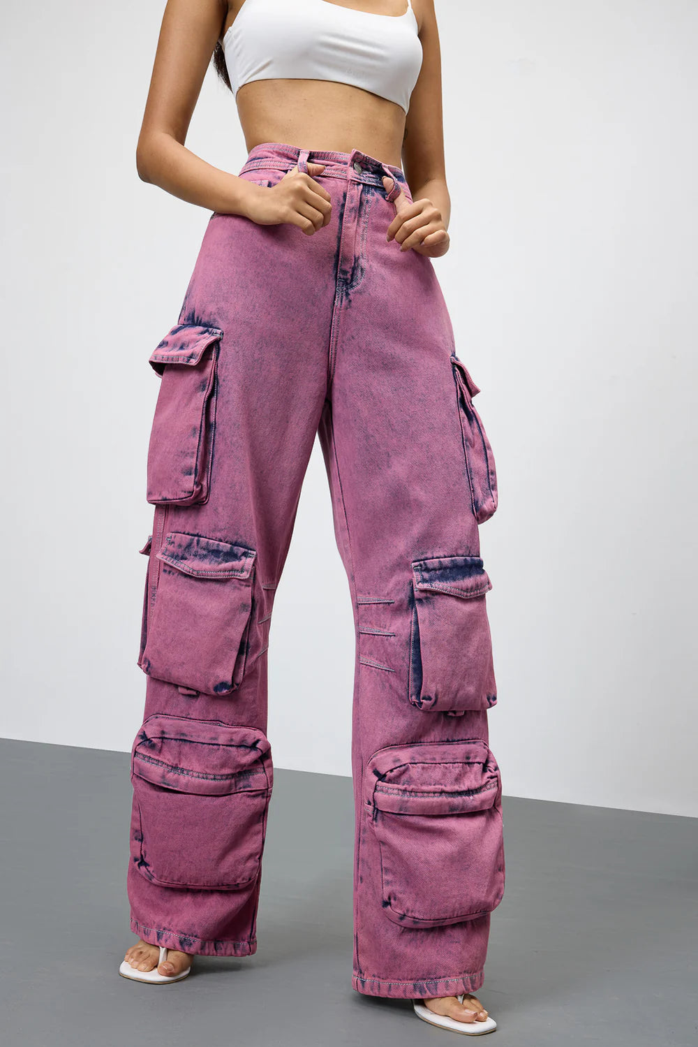Edgy Blush Womens Baggy Straight Cargo Jeans Durable Utility Denim for Trendy Outfits
