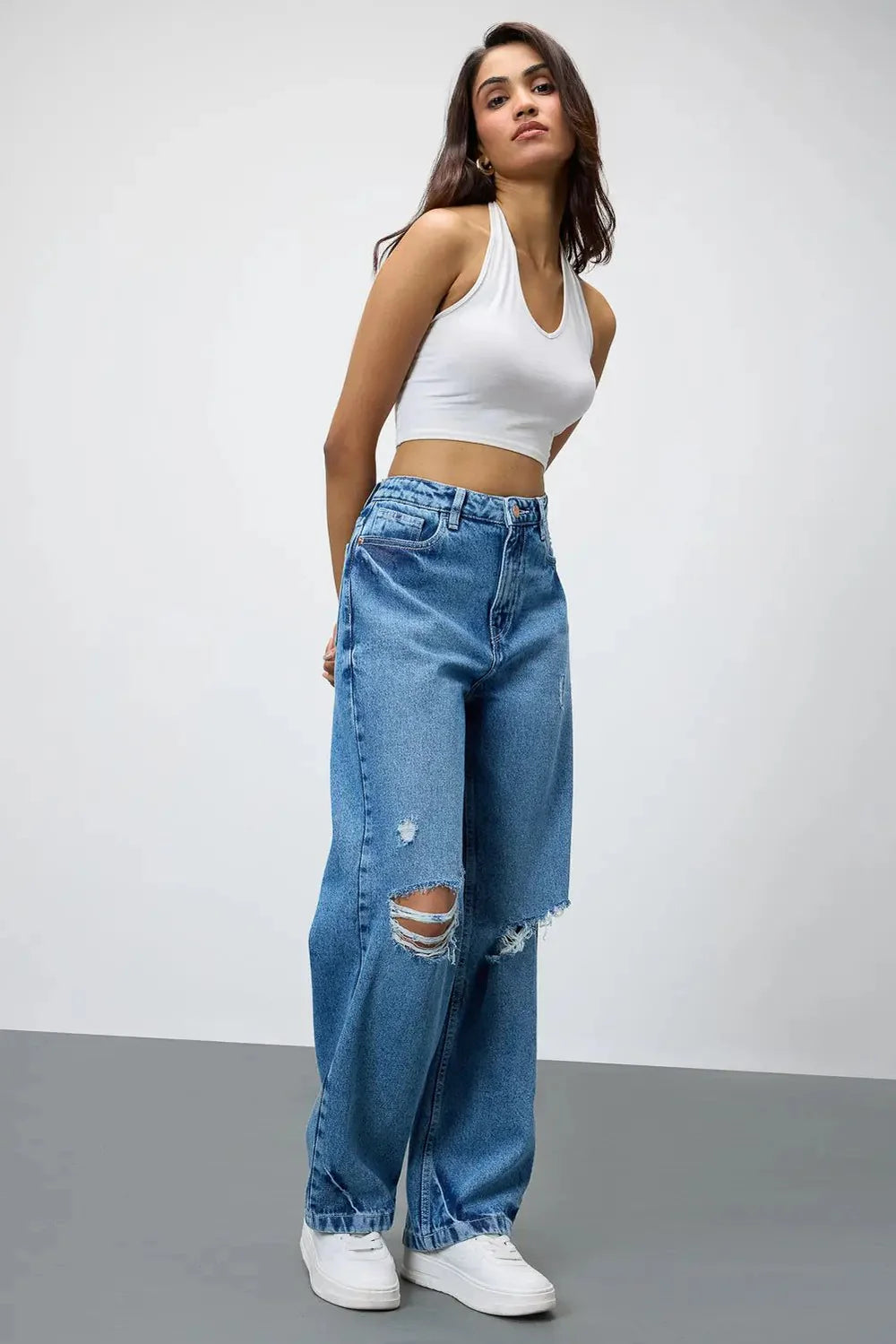 Premium Grunge Blue Ripped Womens Straight Jeans Casual Distressed Denim for Trendy Outfits