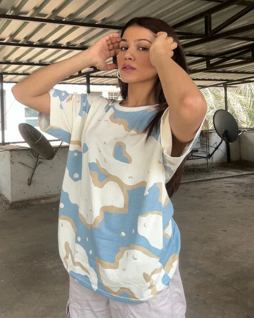 Oversized Wavy Graphic T-Shirt for Women Comfortable Loose Fit Casual Tee