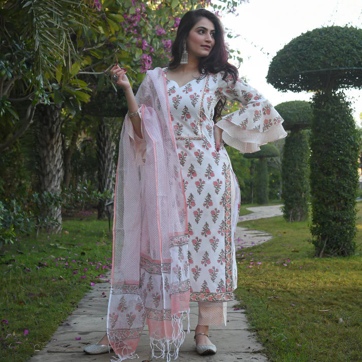 Women Block Printed Kurta Pant Set with Comfortable Fit and Matching Dupatta
