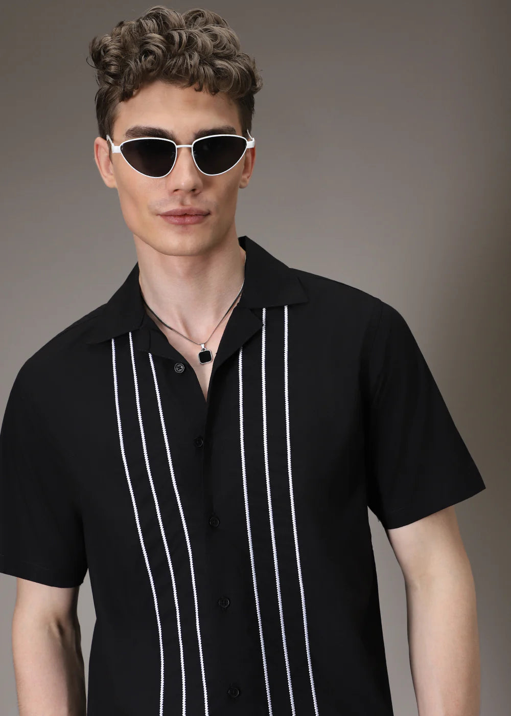 Elegant Black Embroidered Shirt for Men Featuring Modern Line Detailing