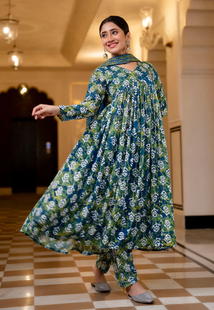 Stylish Women Printed Flared Anarkali Kurta Pant Set with Trendy Dupatta for Festivals