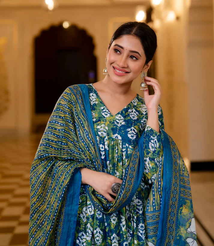 Stylish Women Printed Flared Anarkali Kurta Pant Set with Trendy Dupatta for Festivals