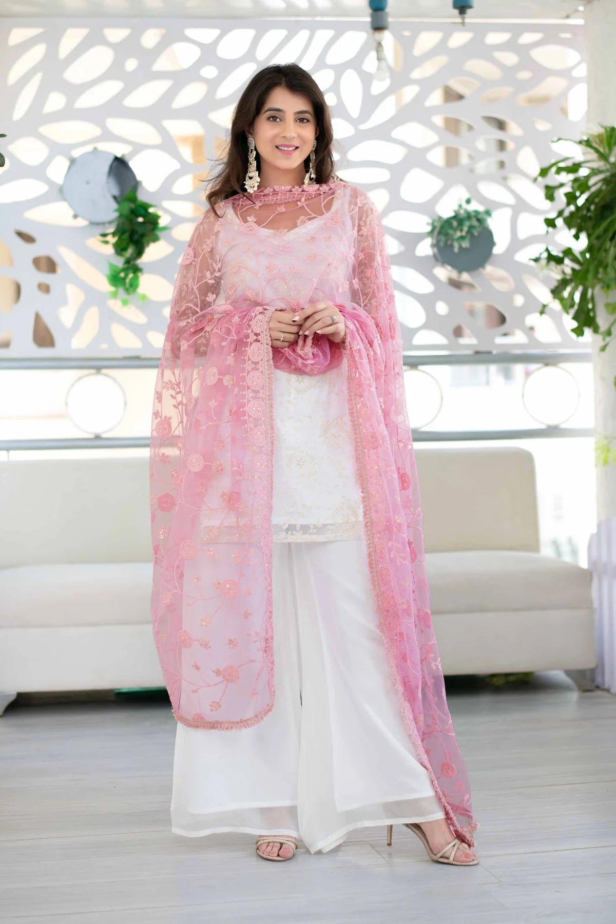 Women Elegant White Palazzo Kurta Suit Set with Contrast Pink Dupatta and Thread Work