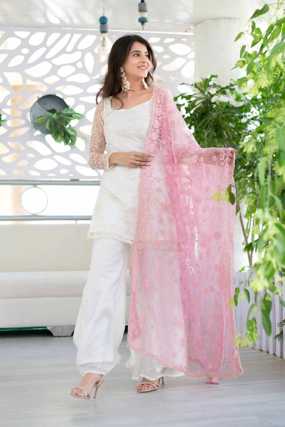 Women Elegant White Palazzo Kurta Suit Set with Contrast Pink Dupatta and Thread Work