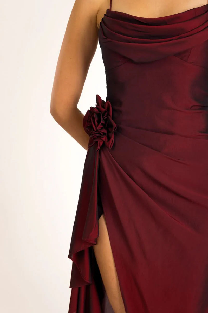 Women’s Rose Long Cocktail Dress with Stylish Neckline