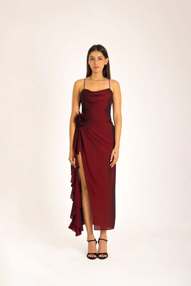 Women’s Rose Long Cocktail Dress with Stylish Neckline