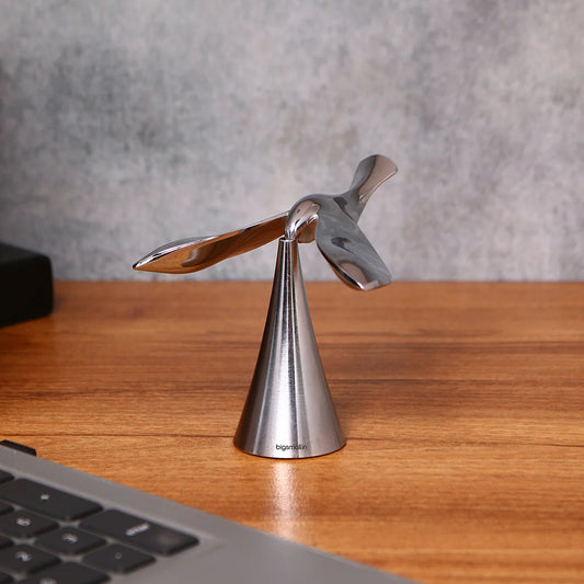 Metallic Desk Balancing Bird Executive Desktop Ornament Kinetic Toy Stress Reliever