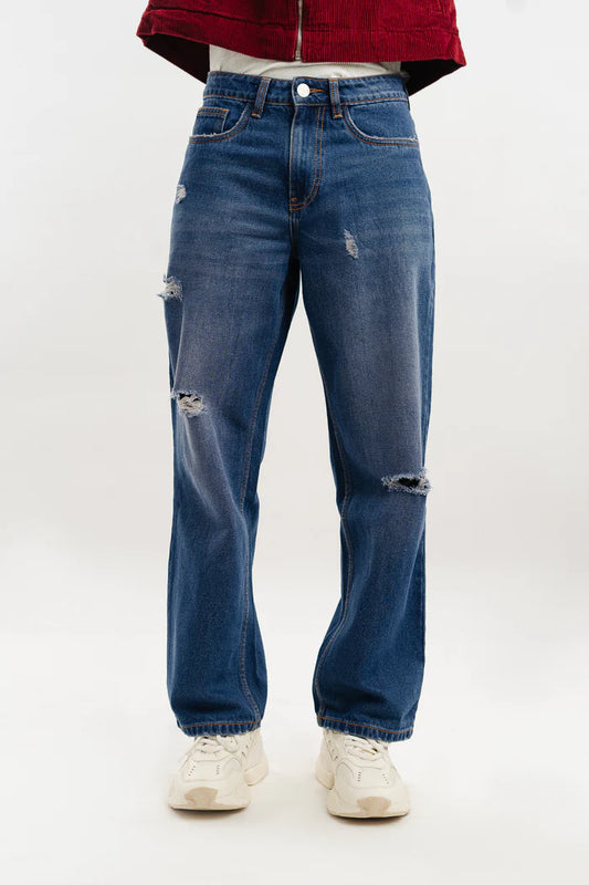 Sapphire Blue Straight Leg Denim Jeans for Men Ideal for Casual and Everyday Wear