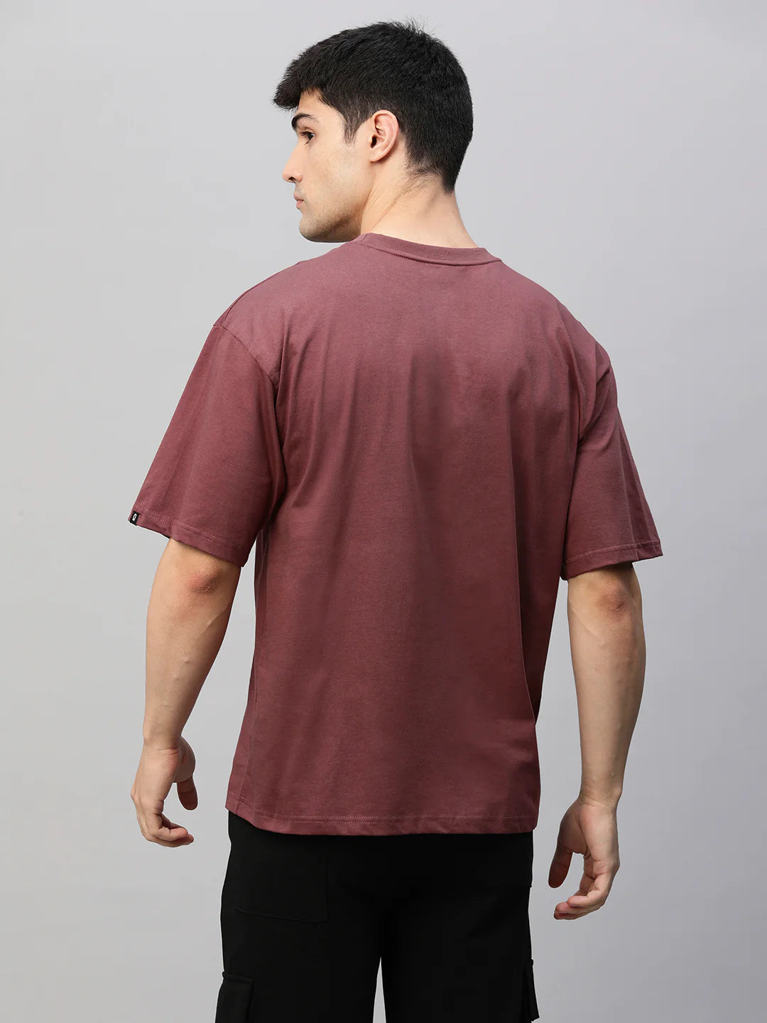 Lightweight Men’s Oversized T-Shirt with Bold Extreme Puff Design for Daily Outfits