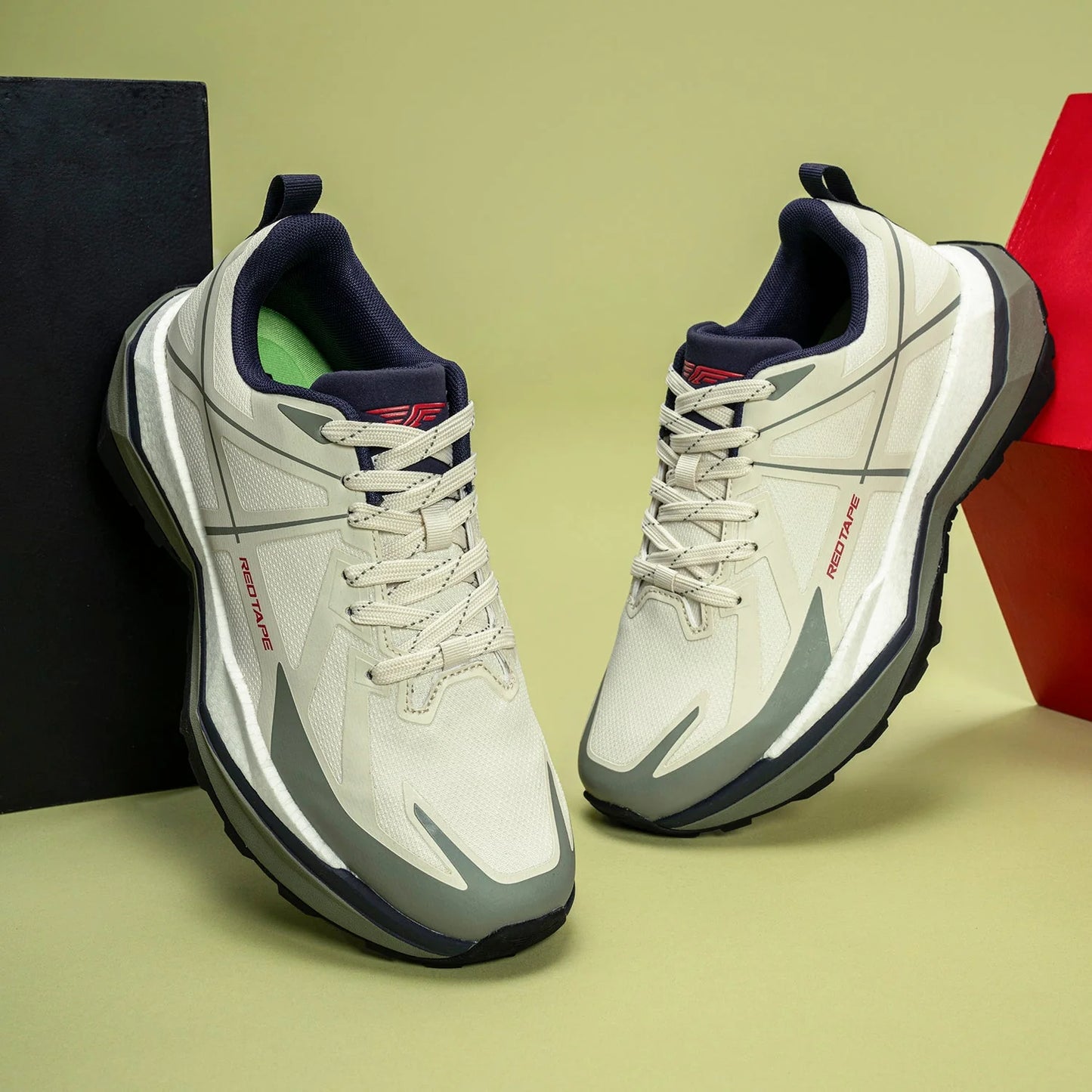 Casual Men’s Athleisure Sneakers for Office, Leisure, and Streetwear Style